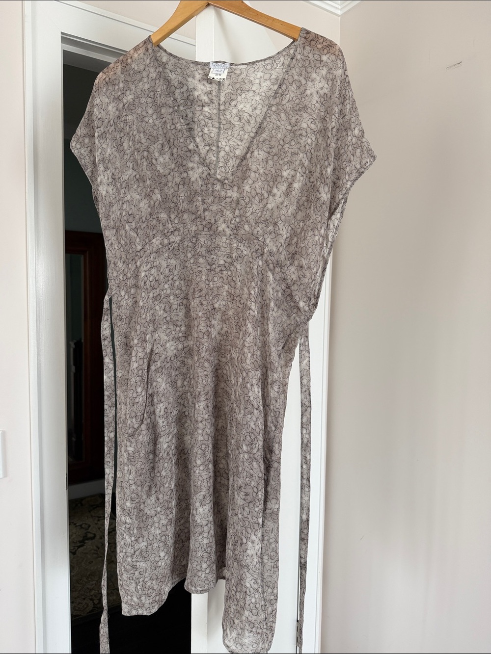 Transit Par-Such silk  Taupe Floral Tie-Waist semi sheer Dress size 4 /12